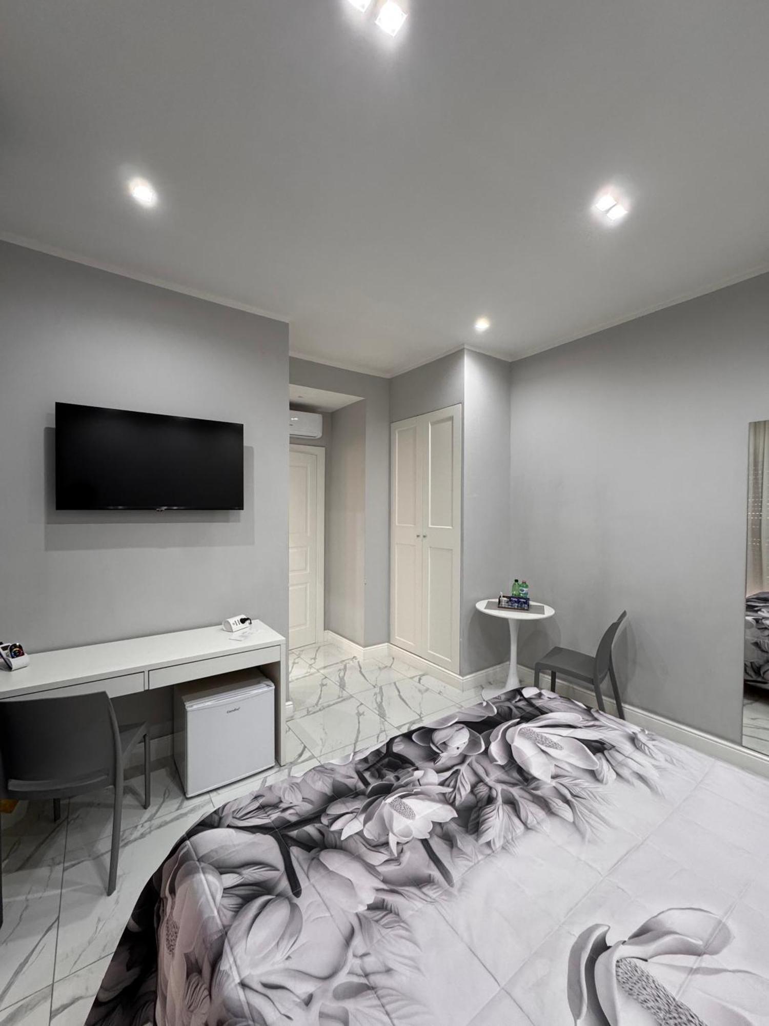 Lady Mary'S Luxury Suites Nápoles Exterior foto